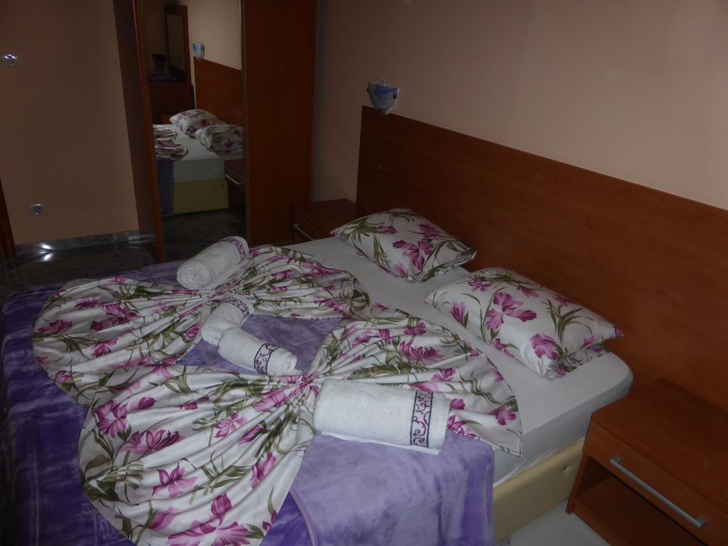 Apartments Mara Budva Room photo