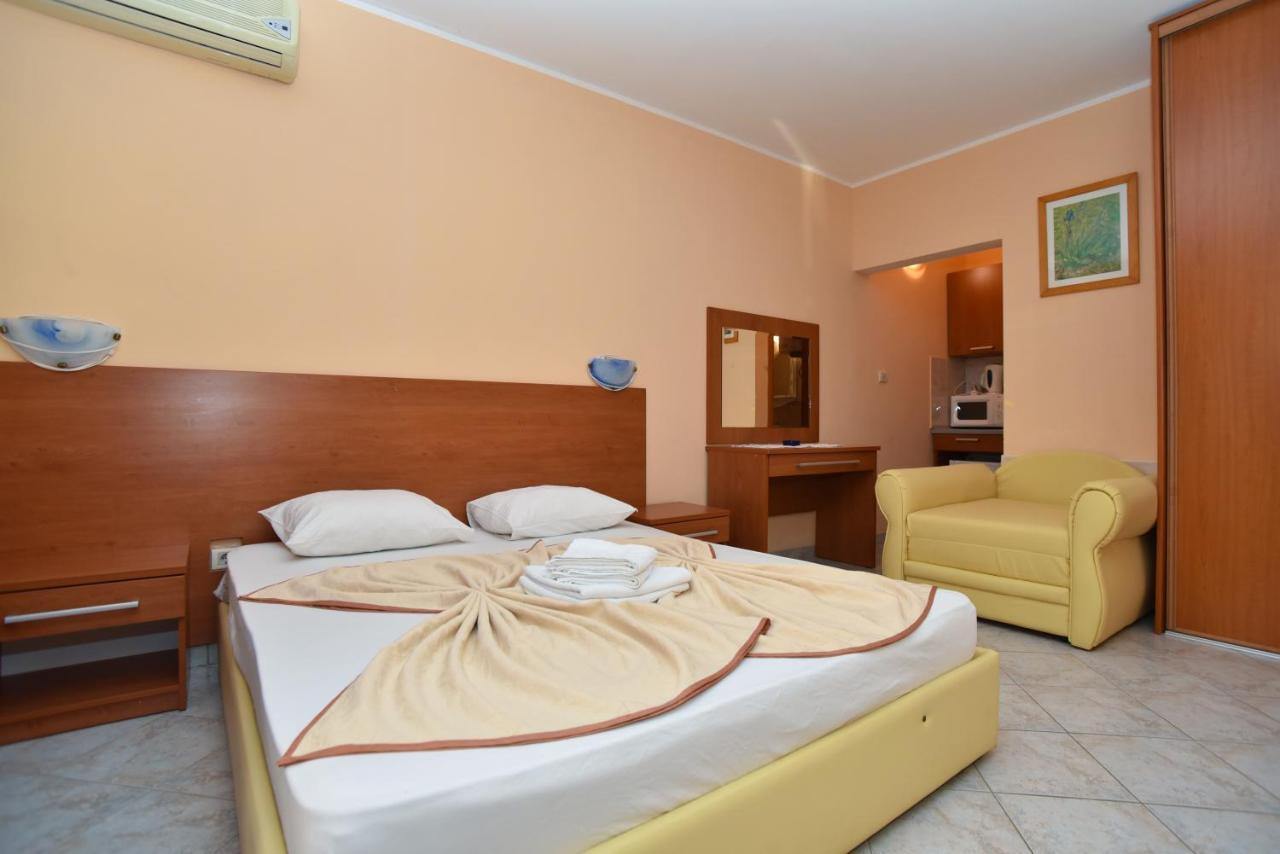 Apartments Mara Budva Exterior photo